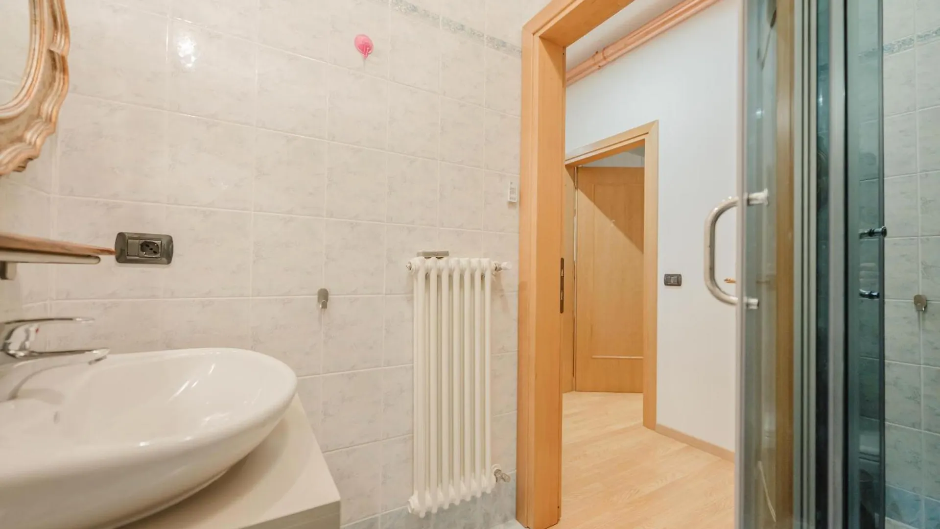 I Folli Di Alleghe Apartment - Parking & Wi-Fi Le Grazie