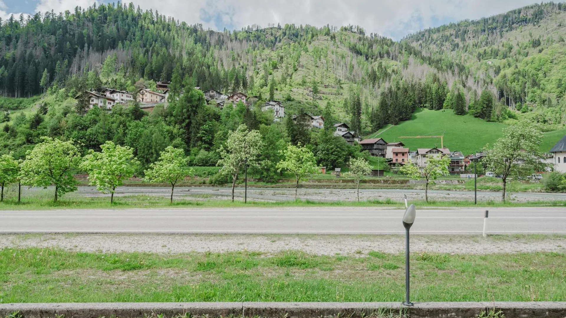 I Folli Di Alleghe Apartment - Parking & Wi-Fi Le Grazie